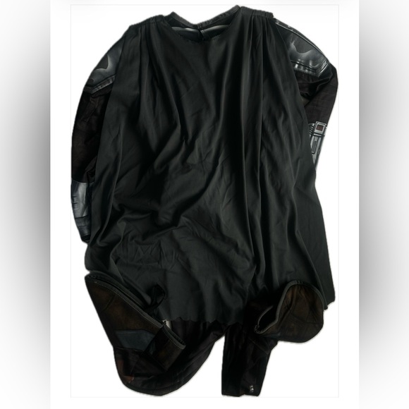 Disney Star Wars Mandalorian Boy’s Halloween Cosplay Costume.  Size 8-10T. - Picture 8 of 13